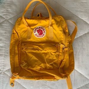 Fjall Raven Kanken yellow medium backpack